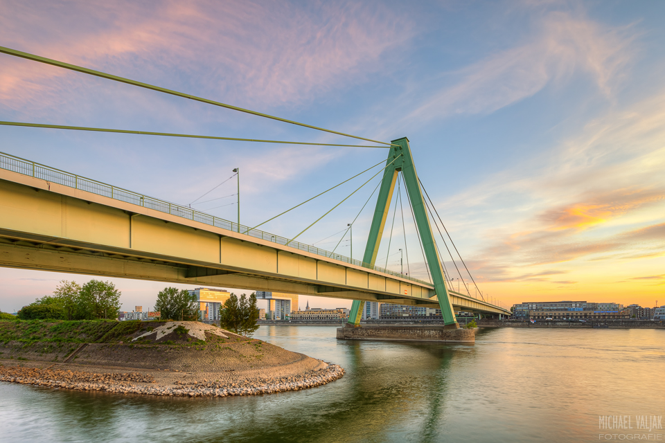 Severinsbrücke in Köln