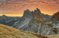 Sonnenaufgang auf der Seceda in Südtirol
