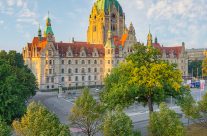 Neues Rathaus Hannover im ersten Licht